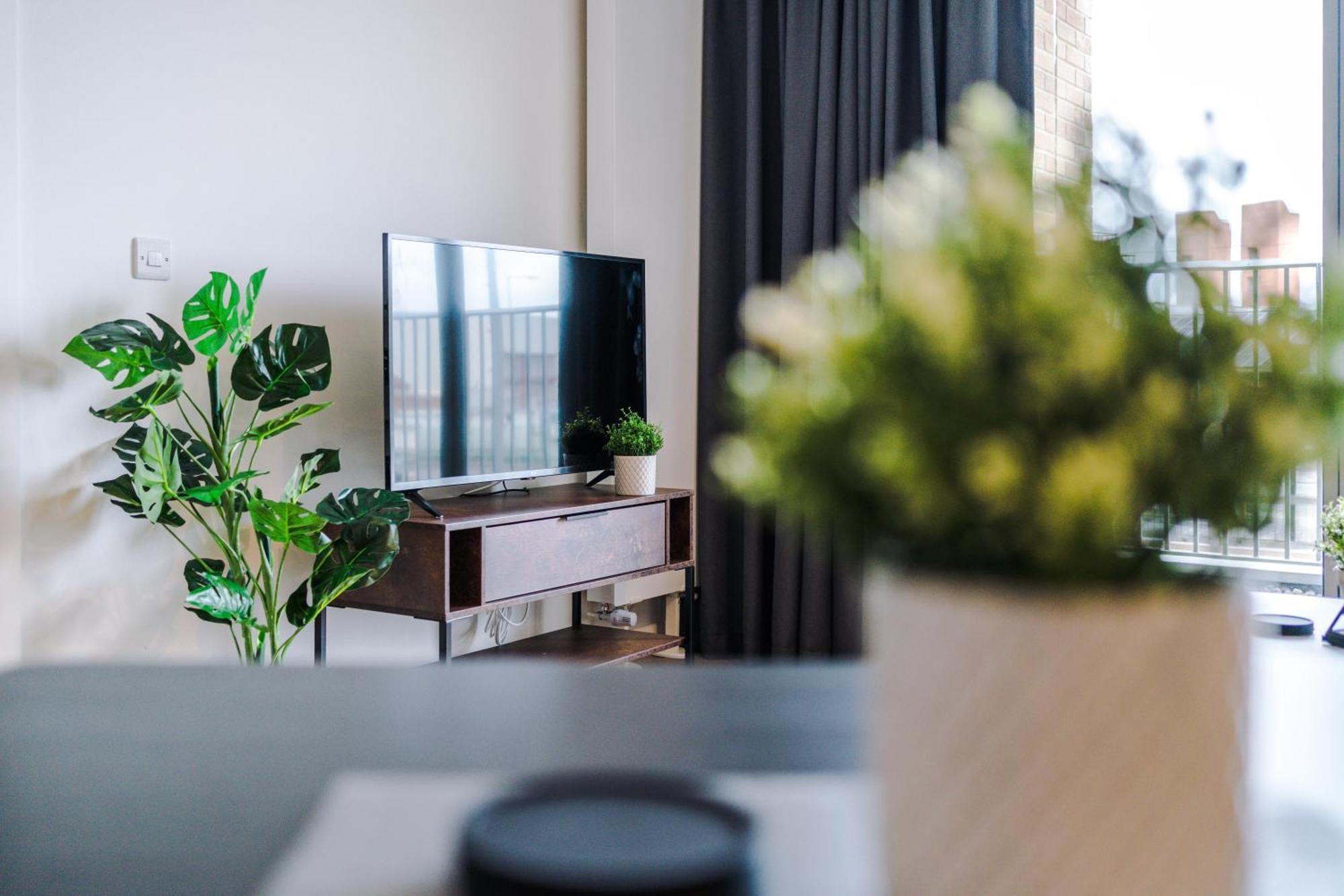 Hilltop Serviced Apartments - Ancoats — Photos 1
